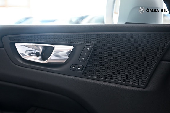 Volvo XC60 23 of 27
