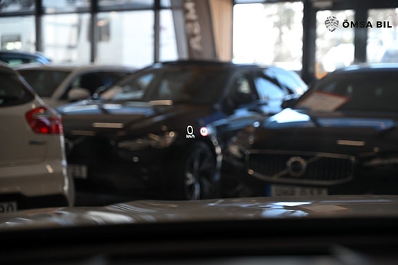 Volvo XC60 21 of 27