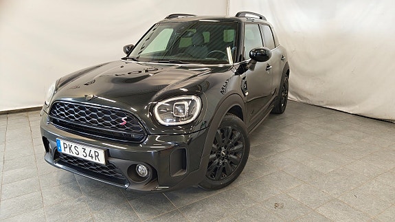 MINI Countryman Cooper S 2 of 5