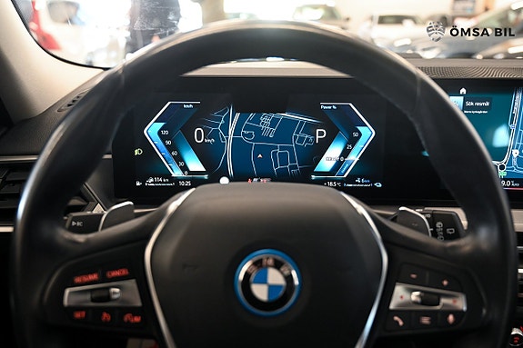 BMW 330e 10 of 16