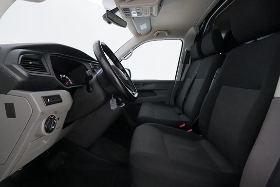 Volkswagen Transporter 10 of 23
