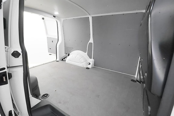 Volkswagen Transporter 9 of 23