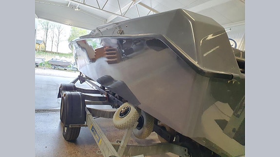 Challenger 24 Mercury 225 Optimax 8 of 11