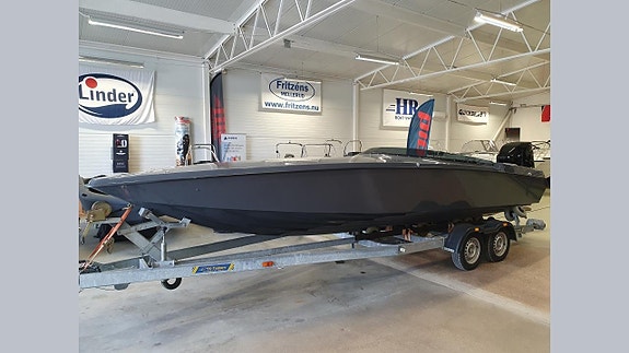 Challenger 24 Mercury 225 Optimax 2 of 11