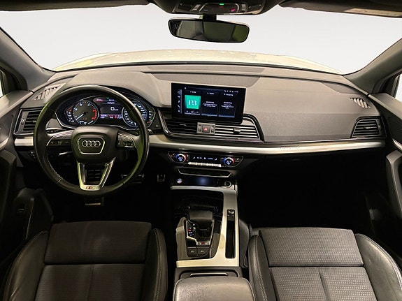 Audi SQ5 10 of 26