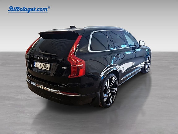 Volvo XC90 5 of 11