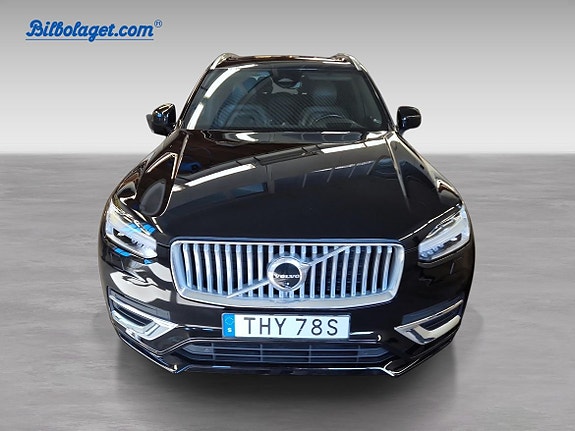 Volvo XC90 3 of 11