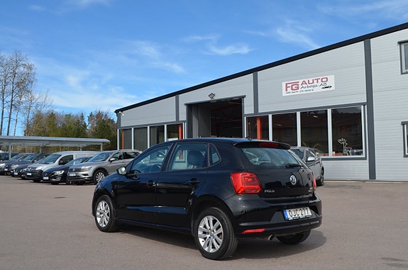 Volkswagen Polo 5 of 5