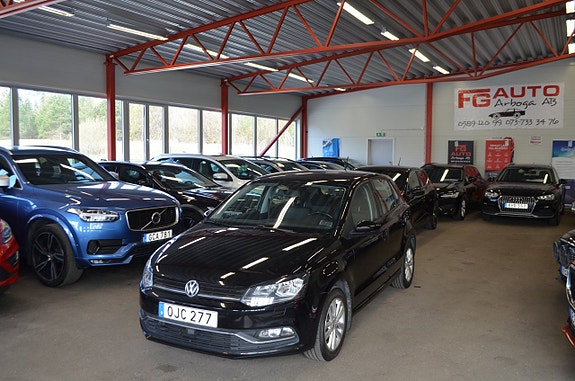 Volkswagen Polo 9 of 19