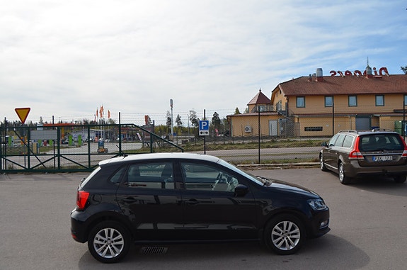 Volkswagen Polo 8 of 19