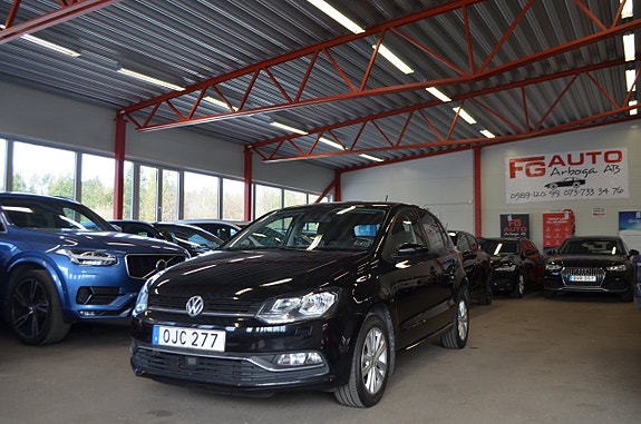 Volkswagen Polo 10 of 19