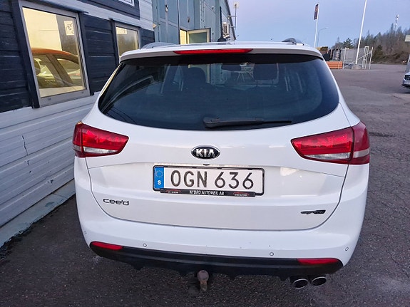 Kia Ceed 4 of 5