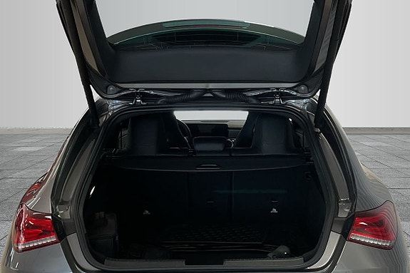 Mercedes-Benz CLA250 e 9 of 16