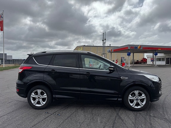 Ford Kuga 4 of 19