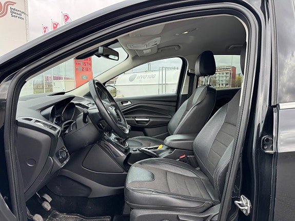 Ford Kuga 10 of 19