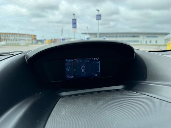 Ford Kuga 15 of 19