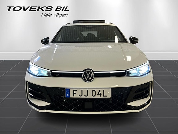 Volkswagen Passat 5 of 5