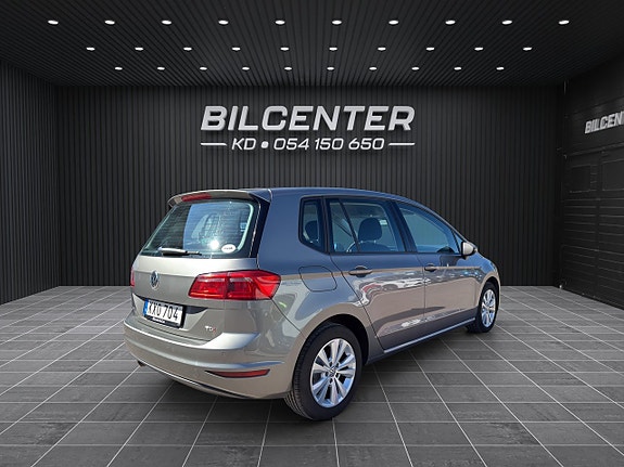 Volkswagen Golf Sportsvan 7 of 21