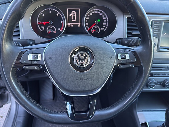 Volkswagen Golf Sportsvan 15 of 21