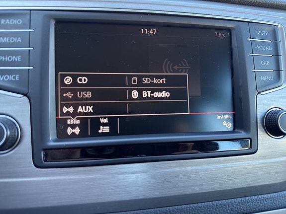 Volkswagen Golf Sportsvan 19 of 21