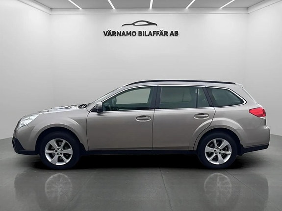 Subaru Outback 2 of 5