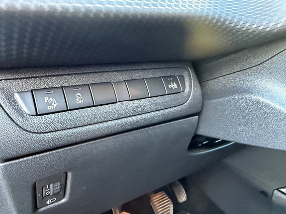 Peugeot 2008 14 of 21