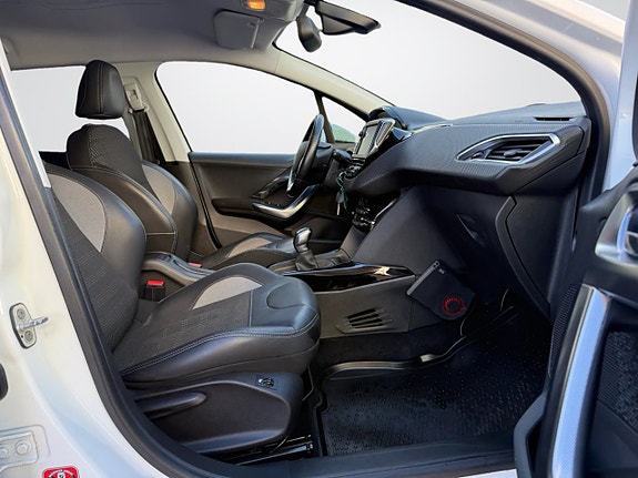 Peugeot 2008 10 of 21
