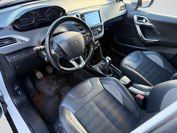 Peugeot 2008 8 of 21
