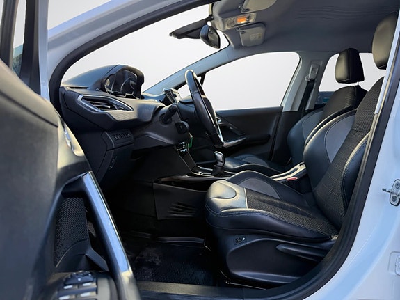 Peugeot 2008 7 of 21
