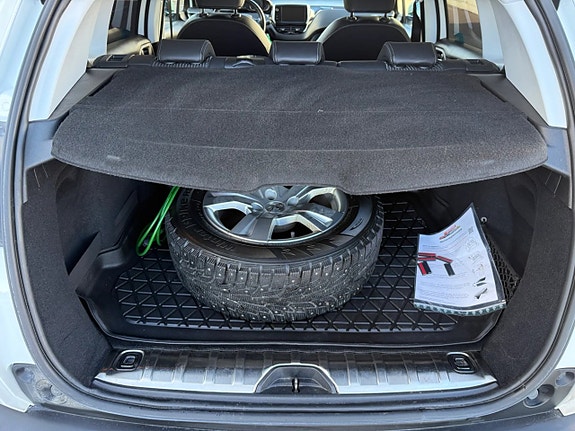 Peugeot 2008 21 of 21