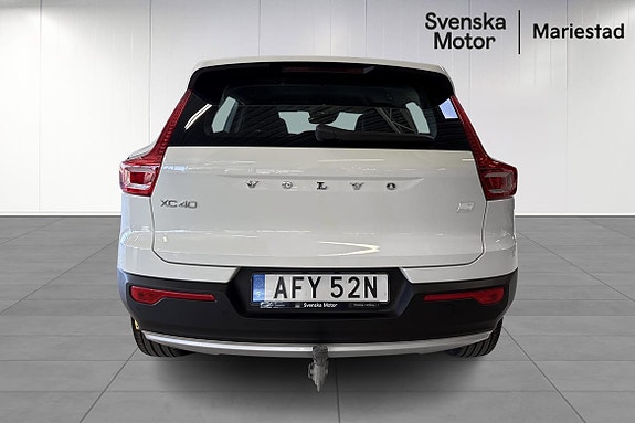 Volvo XC40 5 of 5