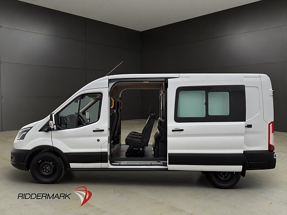 Ford Transit 11 of 30