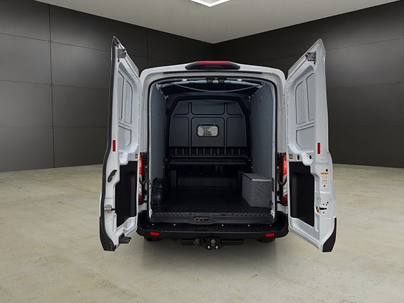 Ford Transit 12 of 30