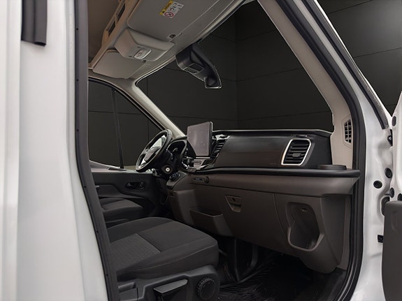 Ford Transit 29 of 30