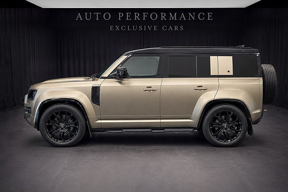 Land Rover Defender 110 2 of 5