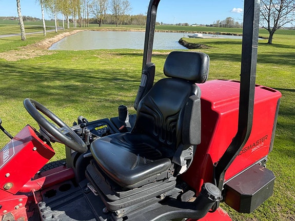 Toro 3500D Sidewinder 8 of 10