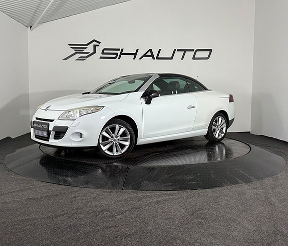 Renault Megane 2 of 18