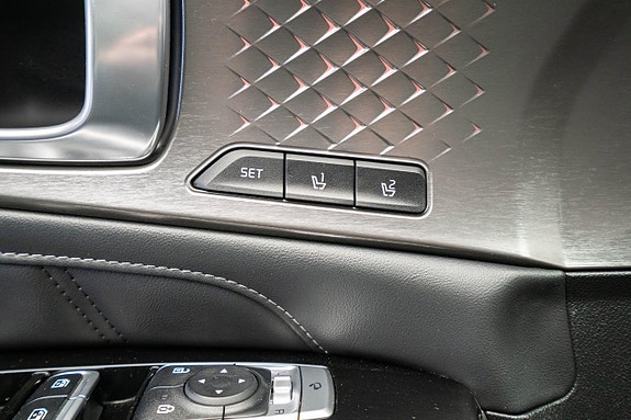 Kia Sorento 15 of 27