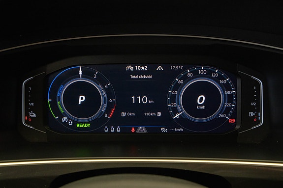Volkswagen Tiguan 12 of 24