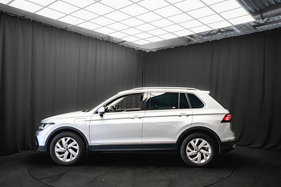 Volkswagen Tiguan 10 of 24