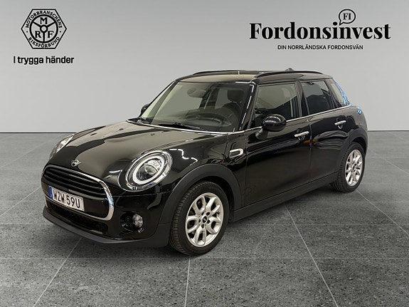MINI Cooper 2 of 5