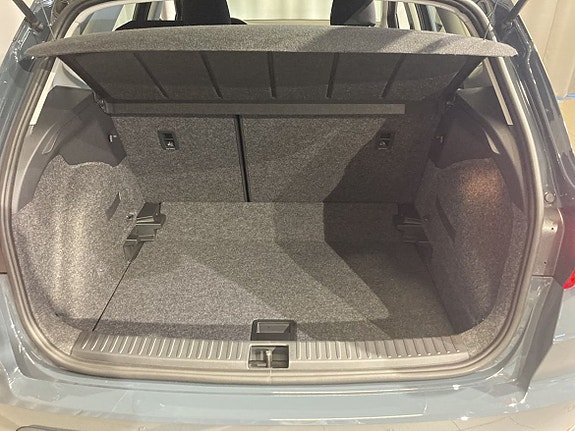Seat Arona 6 of 16