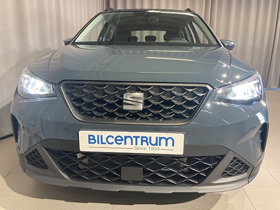 Seat Arona 2 of 16