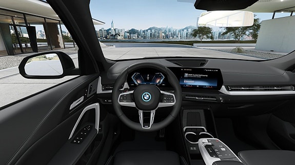 BMW iX1 12 of 13