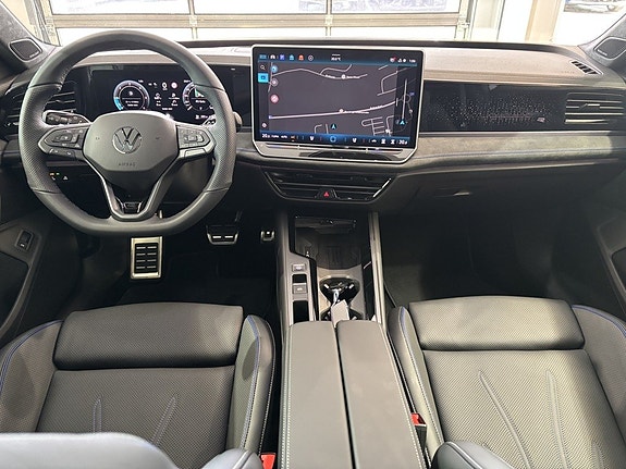Volkswagen Passat 8 of 21