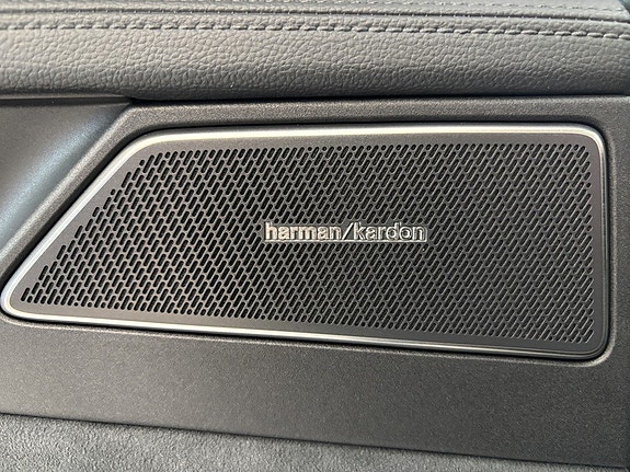 Volkswagen Passat 18 of 21
