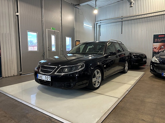 Saab 9-5 4 of 5