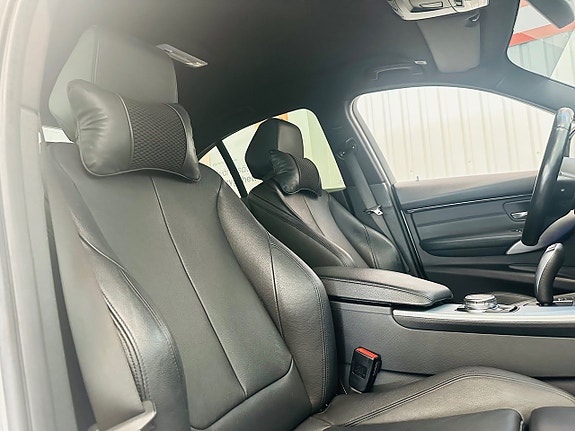 BMW 320d 11 of 24