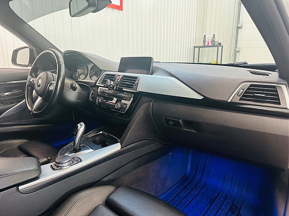 BMW 320d 12 of 24
