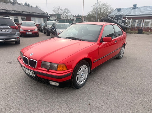 BMW 316 3 of 5